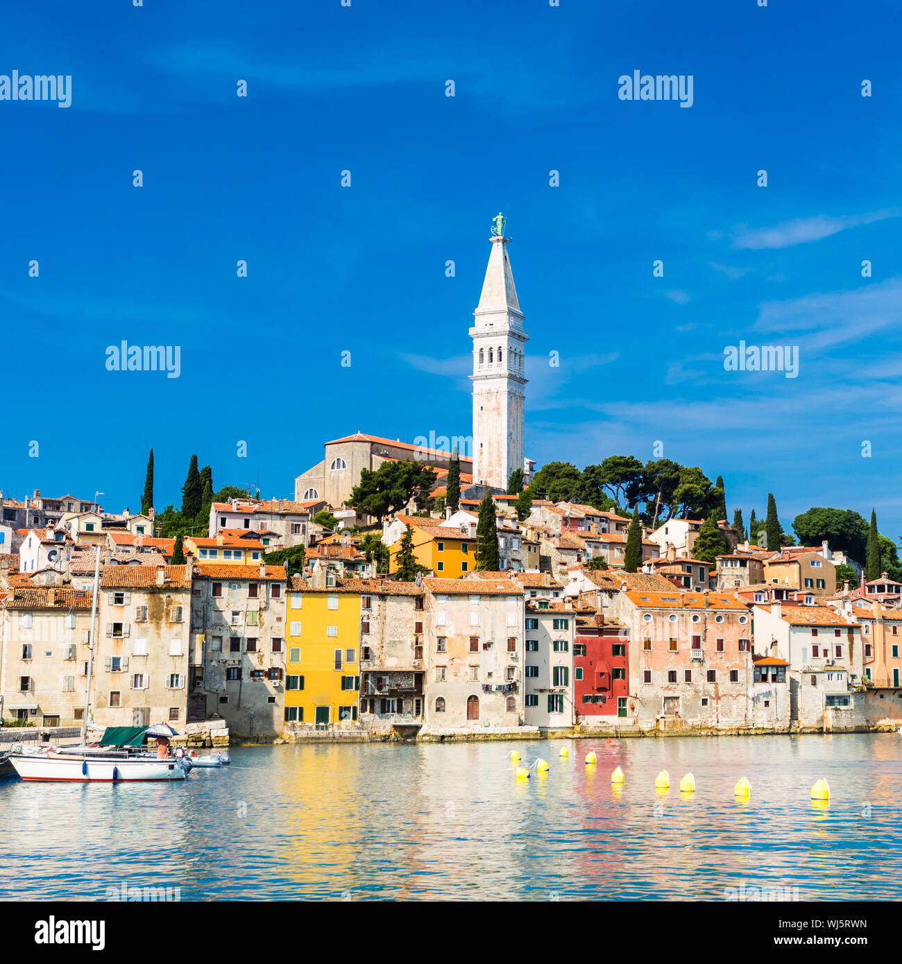 Rovigno è una città in Croazia si trova sul Mare Adriatico settentrionale situato sulla costa occidentale della penisola istriana, si tratta di una popolare località turistica un Foto Stock