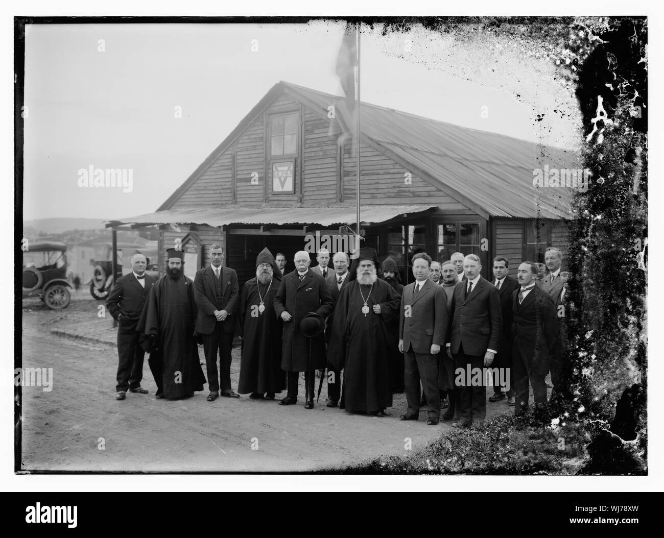 H.E.F. cioè Harry Emerson Fosdick, Dott. Hart, Amer. Consul & Orth greca, vale a dire i monaci ortodossi prima convento Foto Stock