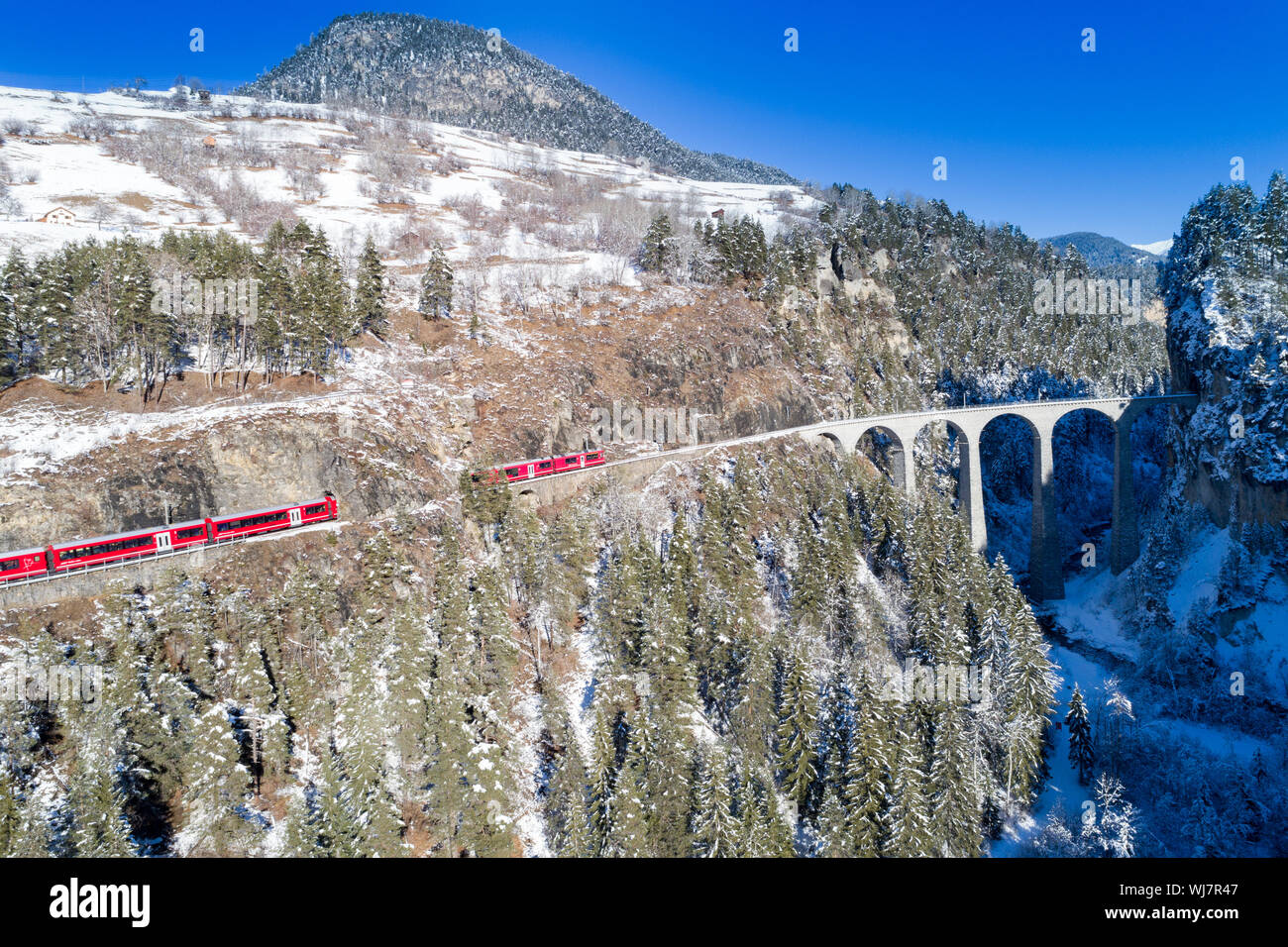 Foto aerea RhB viadotto Landwasser Foto Stock