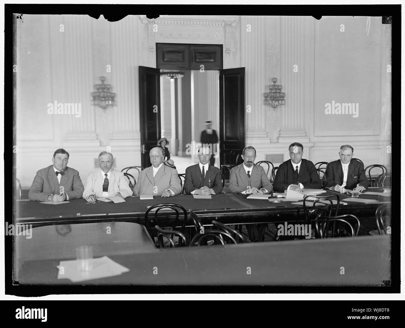 Casa dei rappresentanti dei comitati. Selezionare COMITATO NOMINATO SOTTO H.R. 198 sulla lobby e indagine. SCOTT FERRIS DI OK; J. J. RUSSELL DI MO; CLINE DI IN; JARRETT DI TN, PRESIDENTE; STAFFORD DI WI; WILLIS DI OH; McDONALD di MI Foto Stock