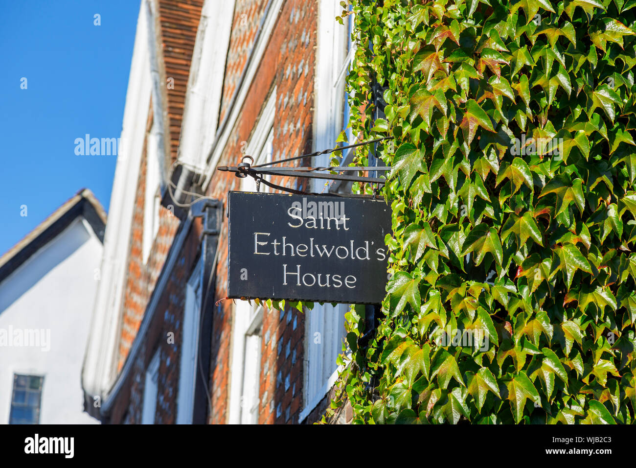 Segno a Saint Ethelwold's House, un centro spirituale e ritirarsi nella storica East St Helen Street, Abingdon-on-Thames, Oxfordshire, sud-est Inghilterra Foto Stock