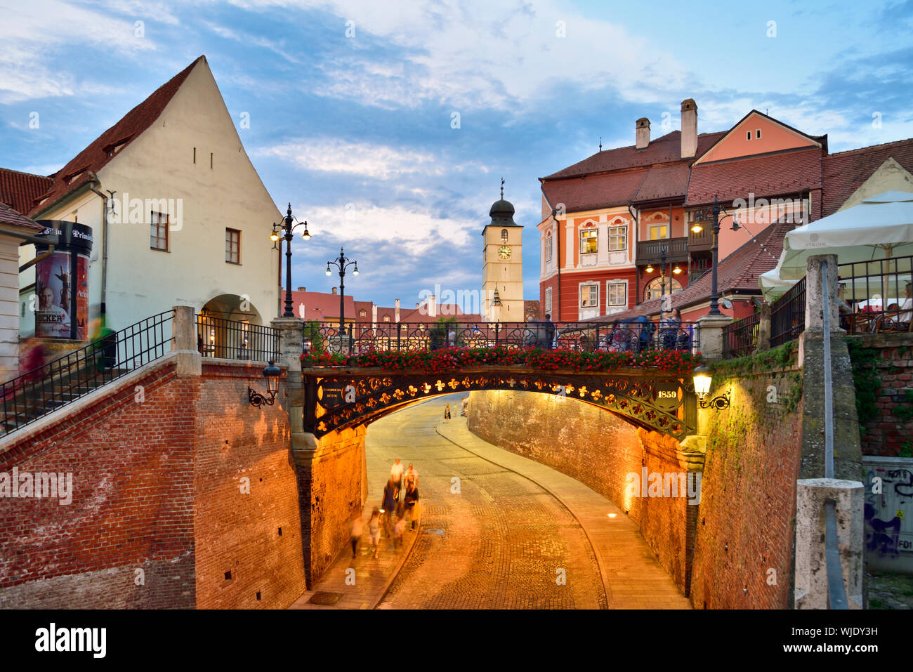 Il ponte di bugie, un 1859-costruito il ponte di ferro. Se dire una bugia su di esso, si suppone di scricchiolare. Piata Mica. Sibiu, in Transilvania. La Romania Foto Stock