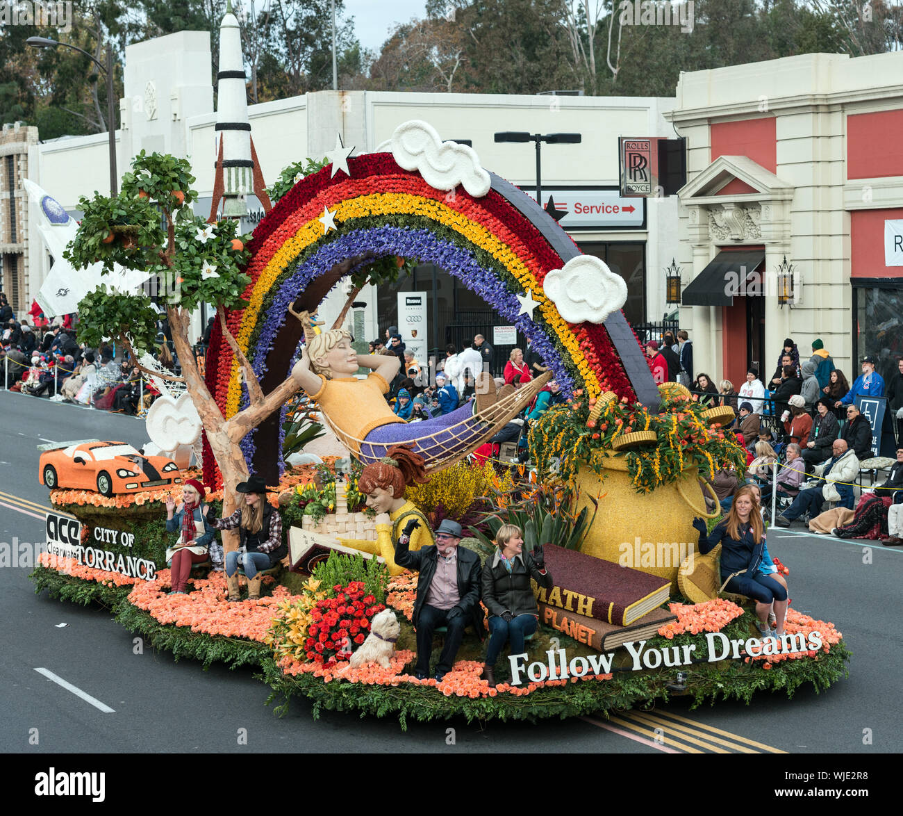 Egli città di Torrance, California, seguire i vostri sogni galleggiante in 124Rose Parade di Pasadena, California Foto Stock