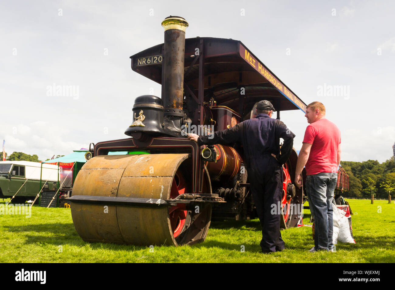 Marshall rullo di vapore "Jane' sul display presso il Royal Show del Lancashire 2017. NR6120 fu costruito nel 1925 come un unico cilindro alimentato con vapore rullo su strada. Foto Stock