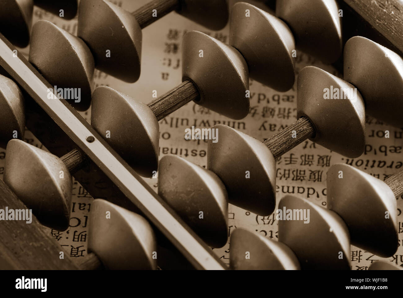 Si tratta di un antico strumento cinese chiamato abacus. Foto Stock