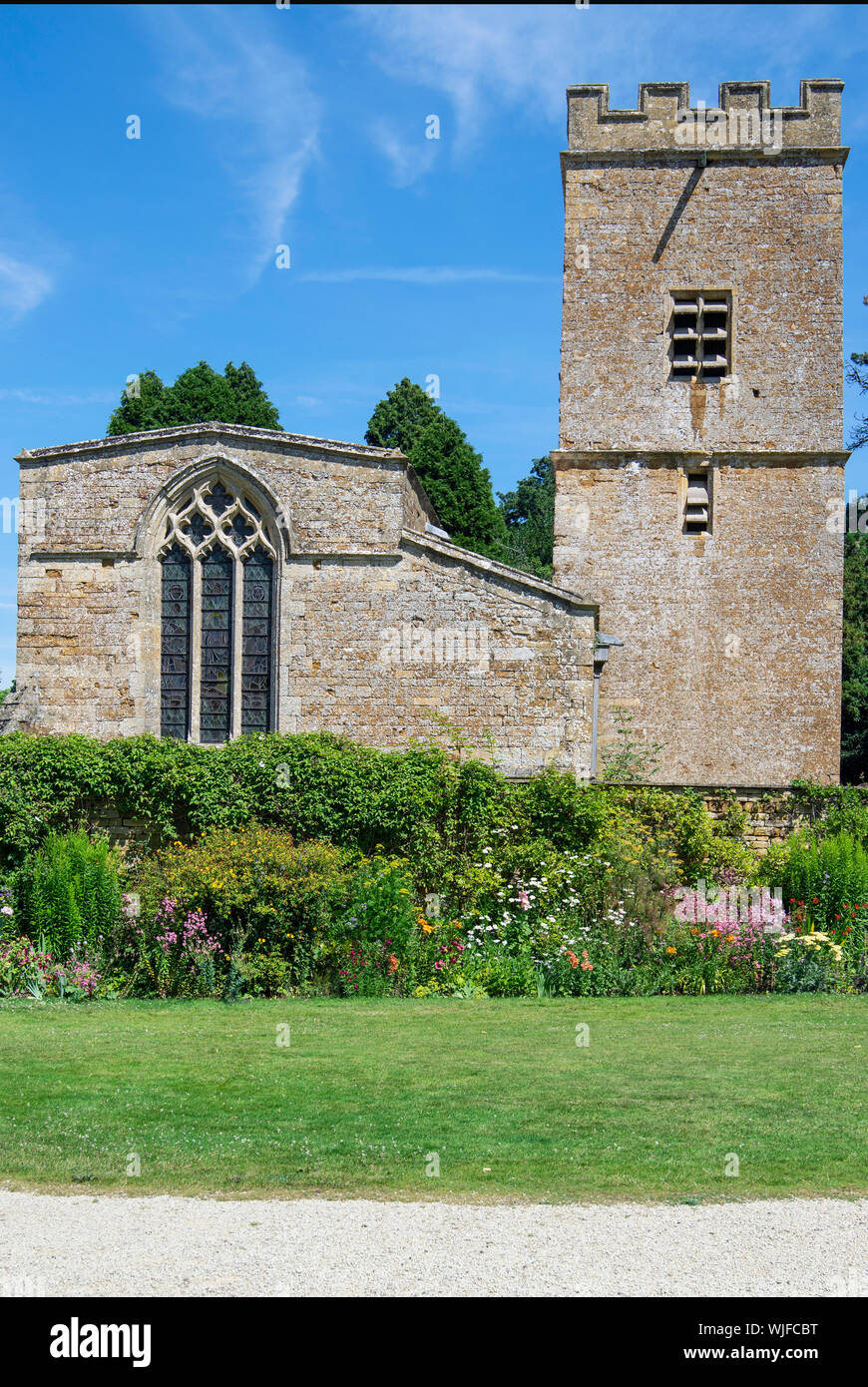 Il XII secolo la chiesa di Santa Maria Vergine in Chastleton, Oxfordshire, il Costwolds, England, Regno Unito Foto Stock