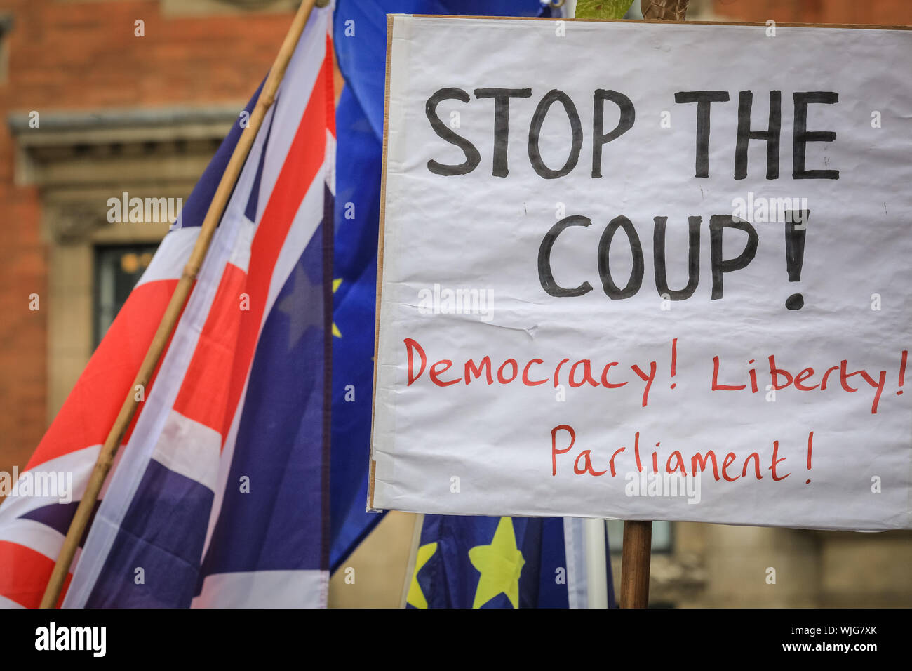 Westminster, Londra, 03 settembre 2019. Pro- e manifestanti Anti-Brexit rally intorno al parlamento e College Green in Westminster il giorno il Parlamento ritorna dal recesso. Foto Stock