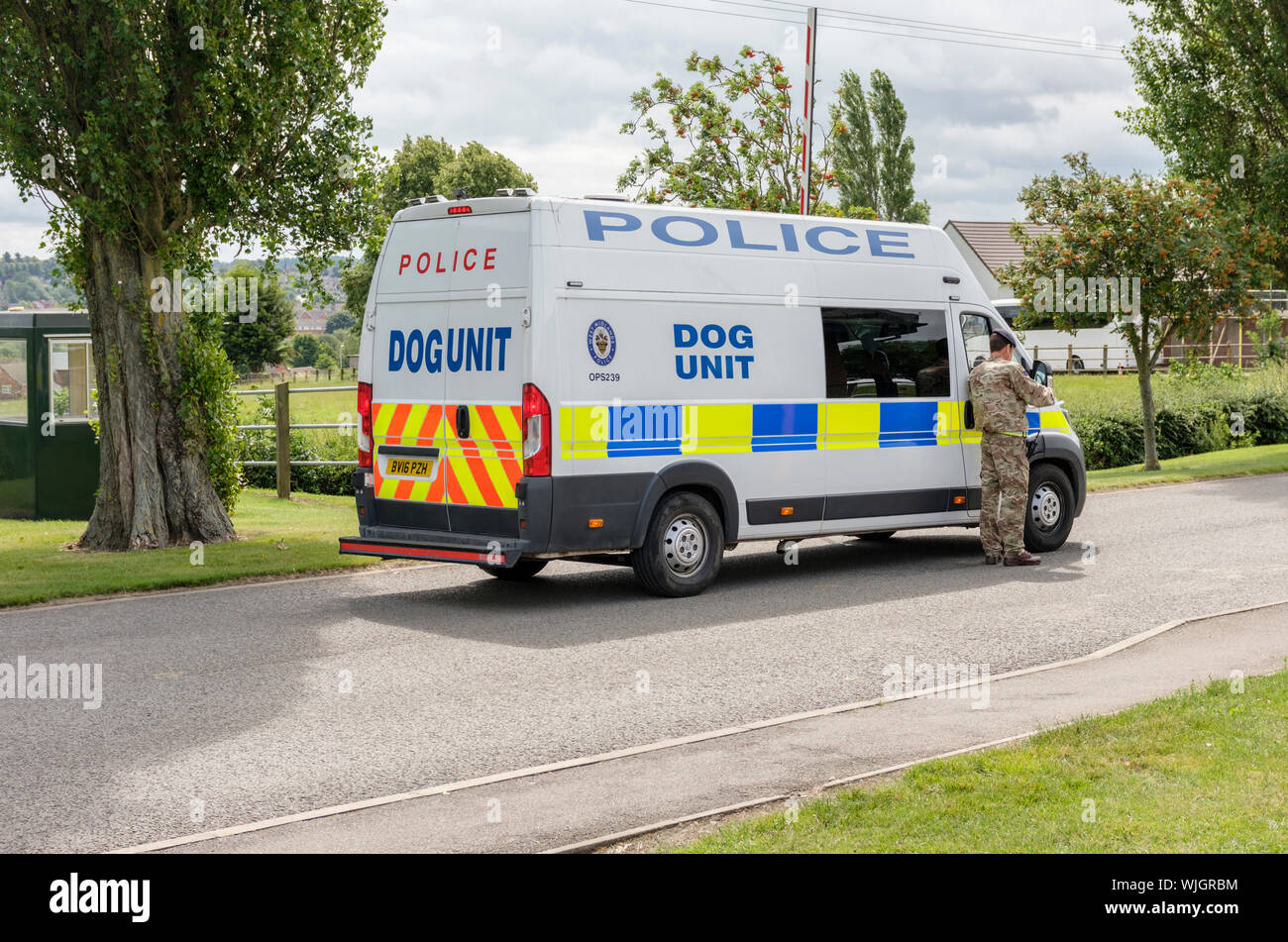 West Midlands polizia unità cane van. Foto Stock