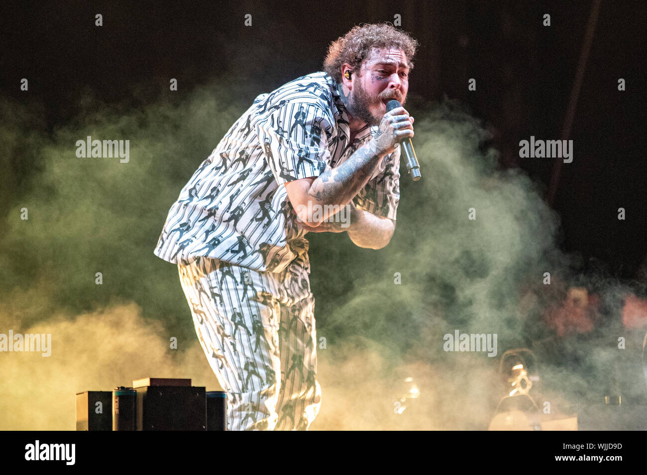 Leeds, Regno Unito. Domenica 25 agosto 2019. Austin Richard Post, noto professionalmente come Post Malone in esecuzione al festival di Leeds. L'annuale festival della musica rock che ha visto la partecipazione di 75.000, luogo in agosto durante un weekend di ferie. Credito: Jason Richardson/Alamy Live News Foto Stock