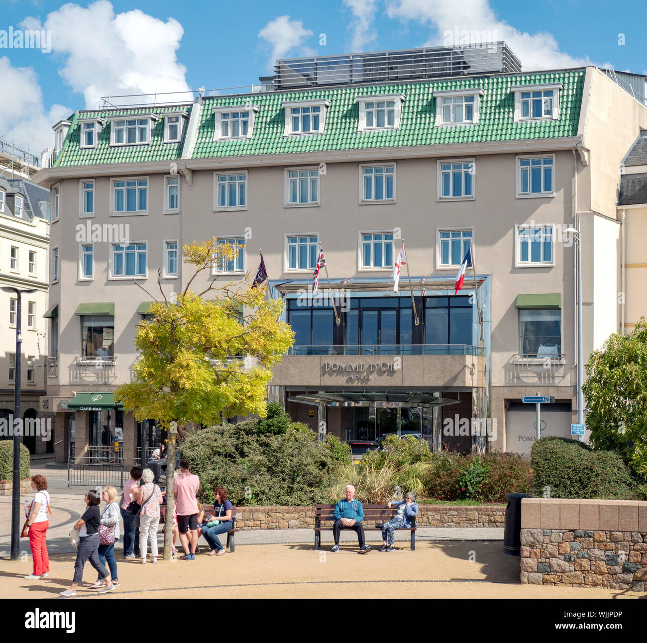 Pomme d'Or Hotel, Piazza Liberazione, Jersey JE1 3UF. Foto Stock