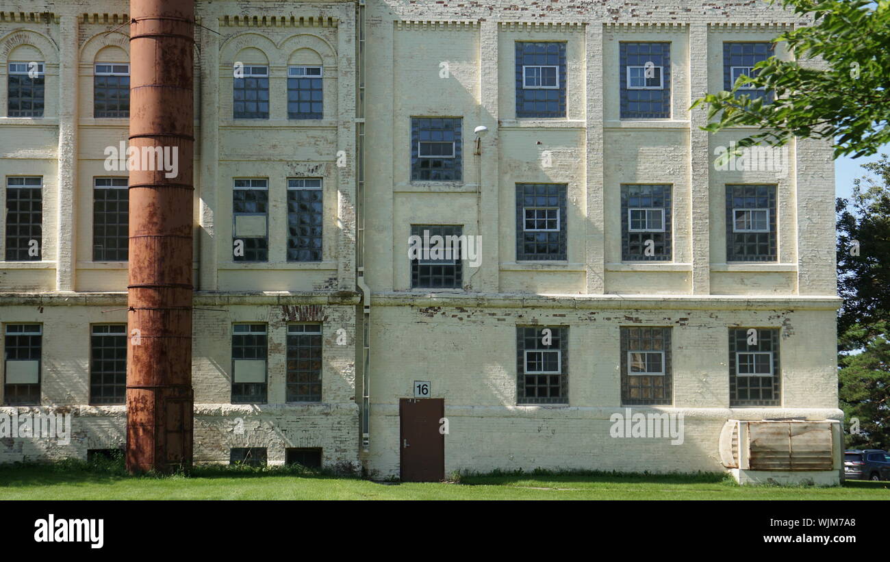 Kirkbride Edificio, Fergus Falls ospedale statale, ex asilo mentale, ora vuota, USA Registro Nazionale dei Luoghi Storici, Fergus Falls, Minnesota. Foto Stock