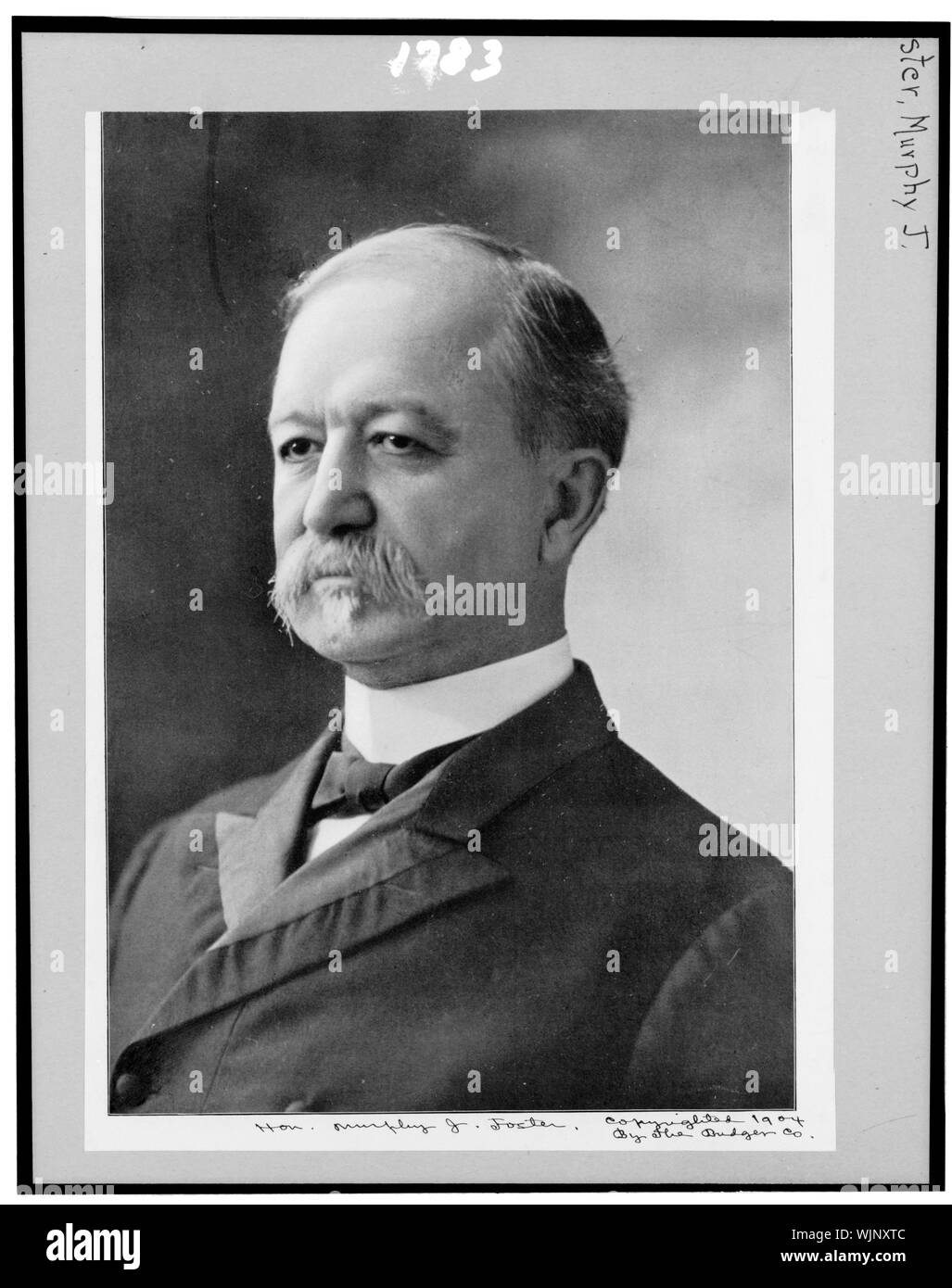 L'on. Murphy J. Foster, testa e spalle ritratto, rivolto verso sinistra Foto Stock