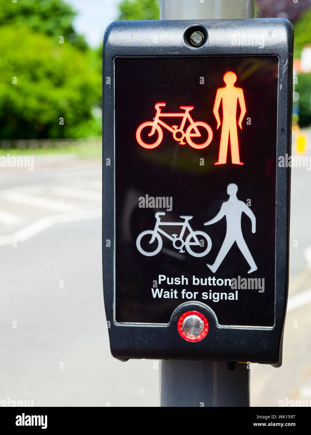 British pedoni e ciclisti crossing Foto Stock