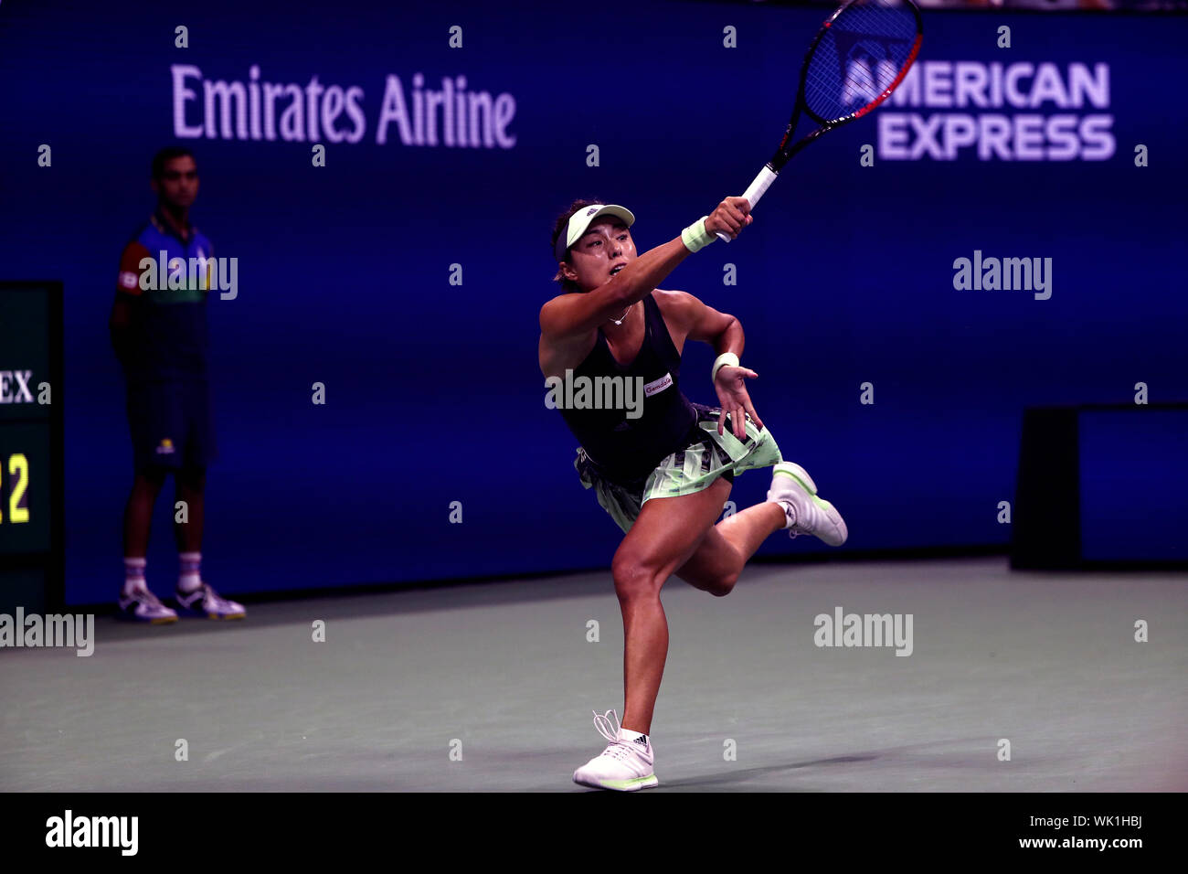 Flushing Meadows, New York, Stati Uniti - 3 settembre 2019. Wang Qiang della Cina durante il suo quarto di finale contro Serena Williams a US Open a Flushing Meadows, New York. Williams ha vinto la partita a registrare il suo centesimo US Open di corrispondere la vittoria. Credito: Adam Stoltman/Alamy Live News Foto Stock