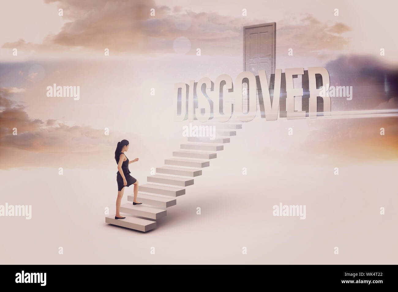 La Parola Scoprire e imprenditrice intensificazione dei passaggi di colore bianco che conduce a porta chiusa Foto Stock