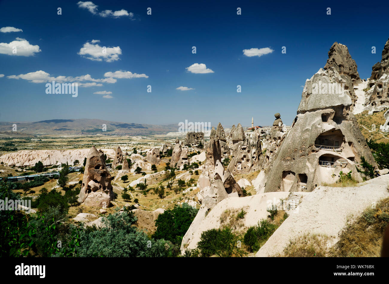 Città di Uchisar in Cappadocia, Turchia Foto Stock