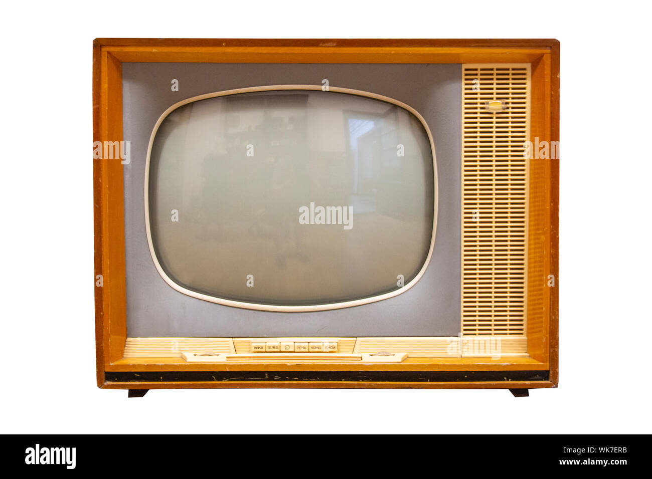 Televisione Vintage vecchia Tv isolato su sfondo bianco. Vecchia Televisione Chiudi. Vecchio Grungy Vintage Tv tecnologia retrò. Foto Stock