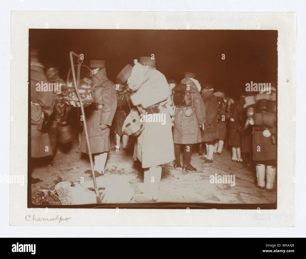 Le truppe giapponesi sbarcati a Chemulpo dopo la battaglia navale nel febbraio 9 Foto Stock