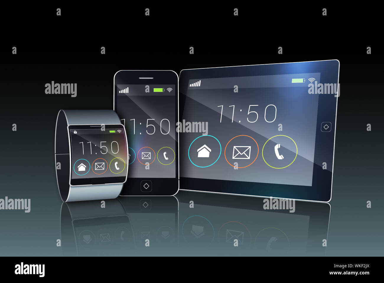 Smartphone tablet pc e futuristico orologio da polso su sfondo nero Foto  stock - Alamy