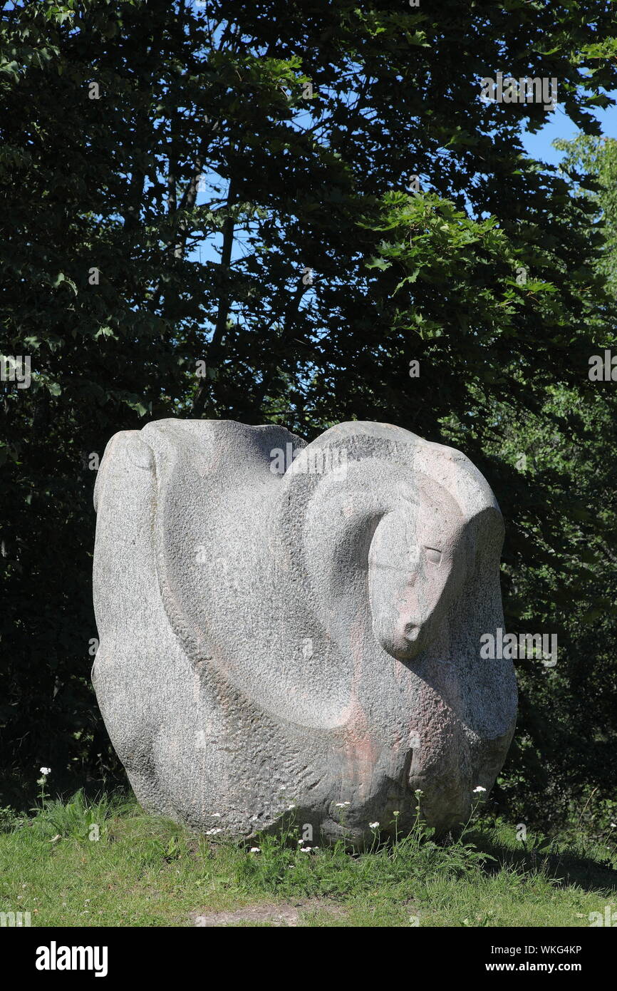 Sculture in Daina Hill canzone giardino, parte di Turaida Museum di riserva nel Turaida, Lettonia Foto Stock