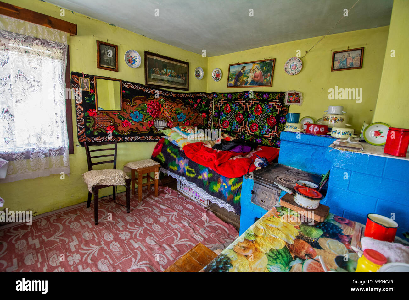 L'interno di una tradizionale casa rumeno, in Maramures, Romania Foto Stock