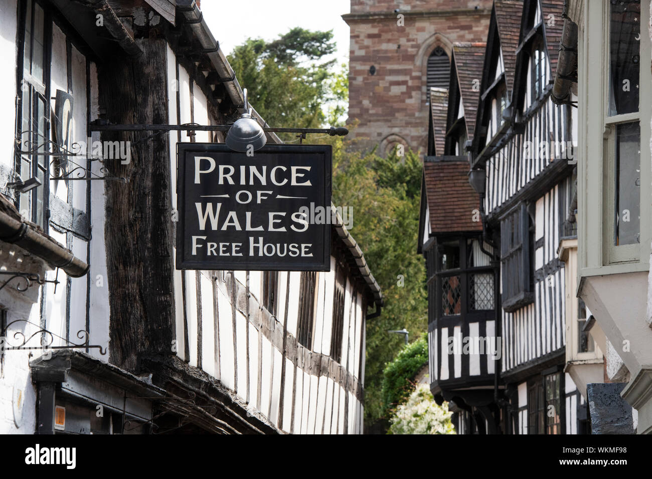 Il Principe di Galles gratuitamente casa segno. Xvi secolo la struttura di legno edificio del periodo. Church Lane, Ledbury Herefordshire. Inghilterra Foto Stock