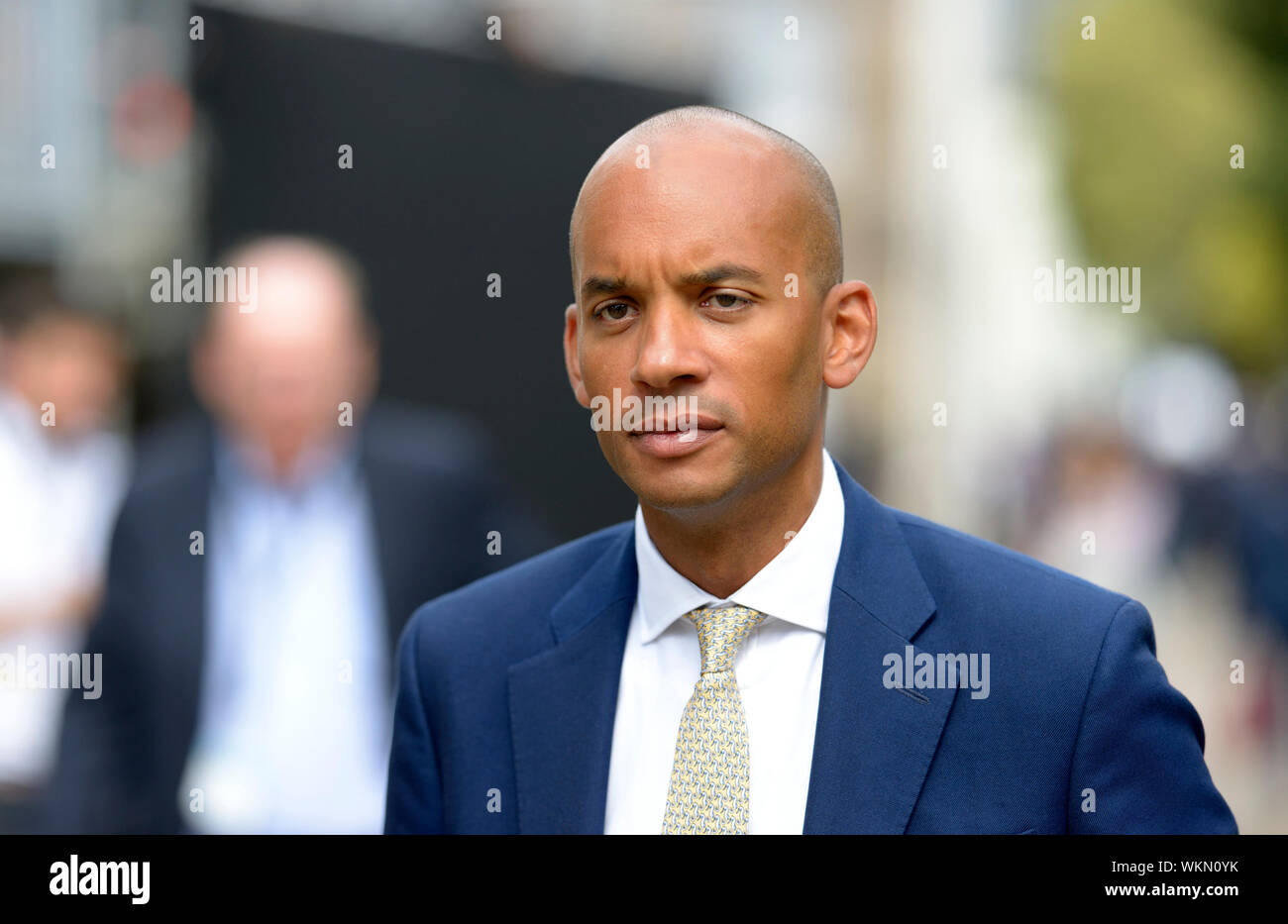 Chuka Umunna MP (Lib Dem: Streatham) su College Green, Westminster, prima di una storica Brexit votazione sul primo giorno del rientro dopo la pausa estiva, 3 Se Foto Stock