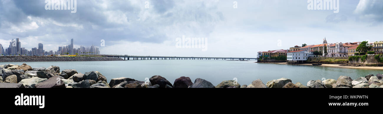 Attrazioni turistiche e la destinazione SCENIC. Vista panoramica del Casco Antiguo, cinta costera e Panama City Foto Stock