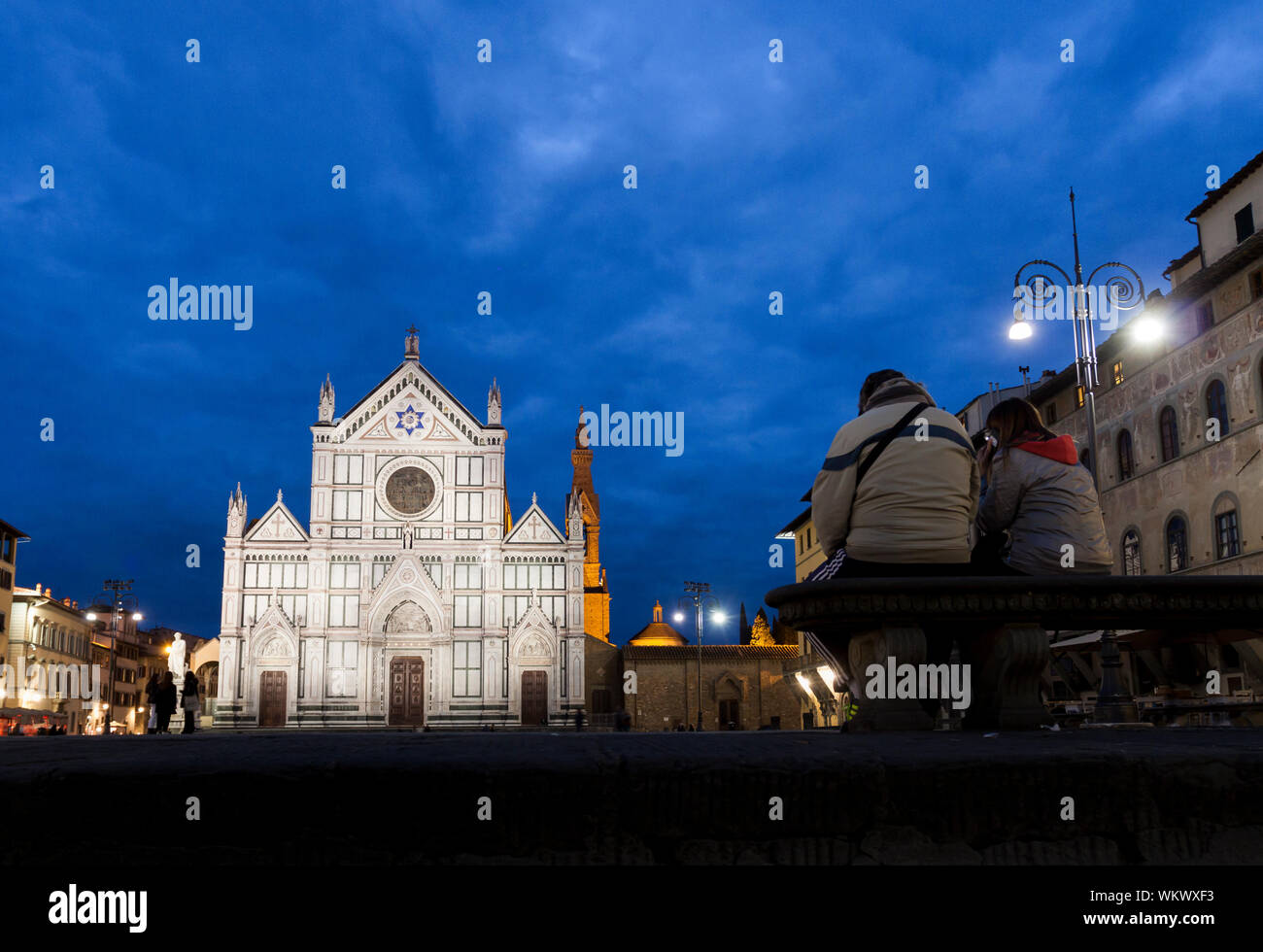 Tramonto tempestoso presso la Basilica di Santa Croce. Firenze, Toscana. Italia Foto Stock