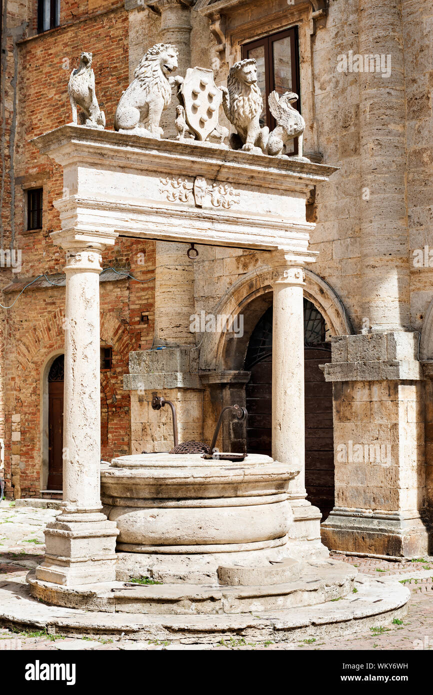Immagine della fontana a Montepulciano, Toscana, Italia Foto Stock