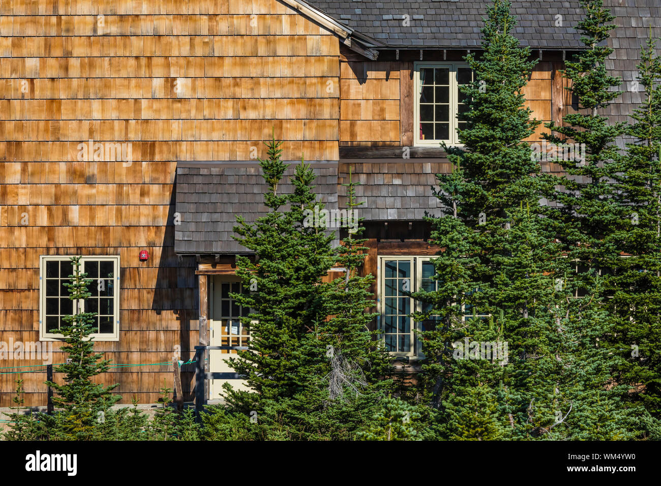 Rustico giorno Sunrise Lodge in Mount Rainier National Park, nello Stato di Washington, USA Foto Stock
