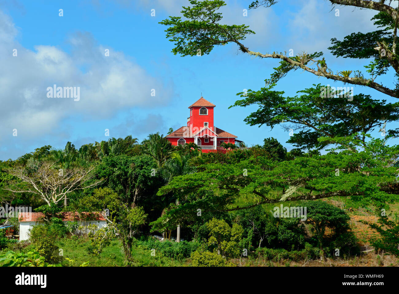 Casa tra Pedro Sanchez e Miches, Cordillera Oriental, Repubblica Dominicana, Caraibi, America Foto Stock