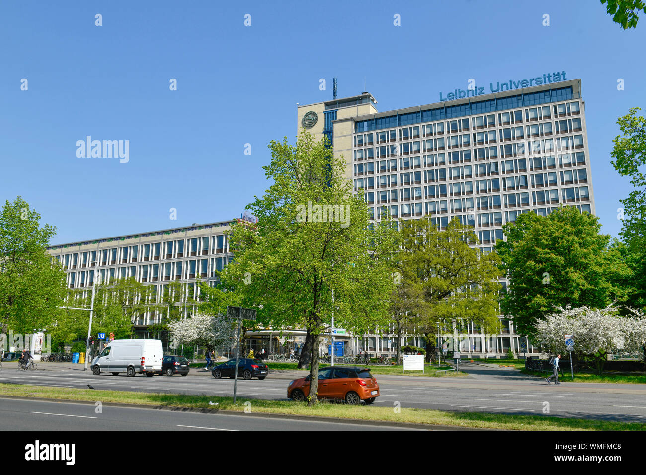 Wirtschaftswissenschaftliche Fakultaet Gottfried Wilhelm Leibniz UNIVERSITAET HANNOVER, Königsworther Platz, Hannover, Niedersachsen, Deutschland Foto Stock