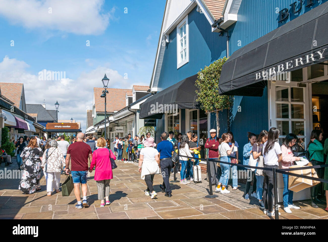 Bicester shopping village il Villaggio di Bicester designer outlet mall bicester oxfordshire England Regno unito Gb europa Foto Stock