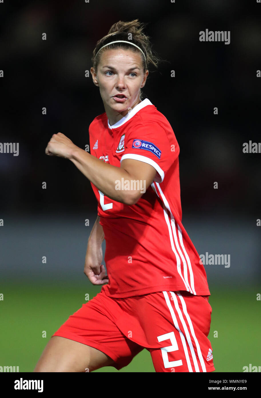 Il Galles Loren dighe durante il femminile UEFA EURO 2021 qualifica del gruppo C corrispondono a Rodney Parade, Newport. Foto Stock