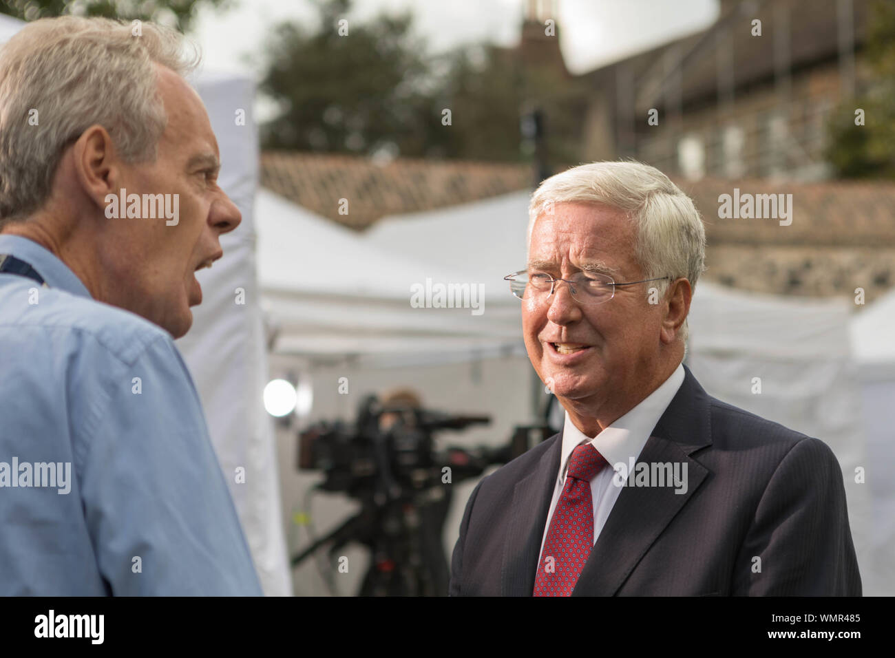 College Green, Westminster, London, Regno Unito. 5 Sep, 2019. Sir Michael Fallon, conservatori MP, su College Green, Westminster. Credito: Penelope Barritt/Alamy Live News Foto Stock