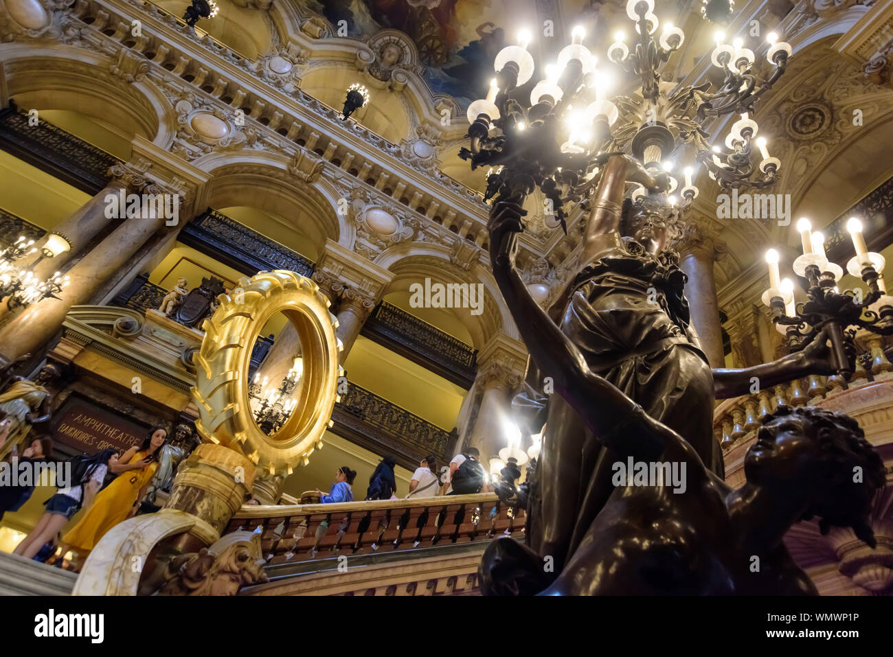 Die Opéra Garnier, auch Palais Garnier genannt, ist eines der zwei Pariser Opernhäuser, die der staatlichen istituzione Opéra National de Paris unters Foto Stock