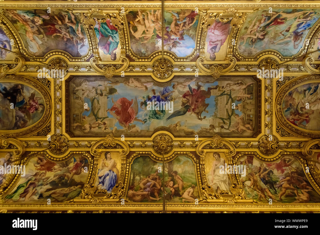 Die Opéra Garnier, auch Palais Garnier genannt, ist eines der zwei Pariser Opernhäuser, die der staatlichen istituzione Opéra National de Paris unters Foto Stock