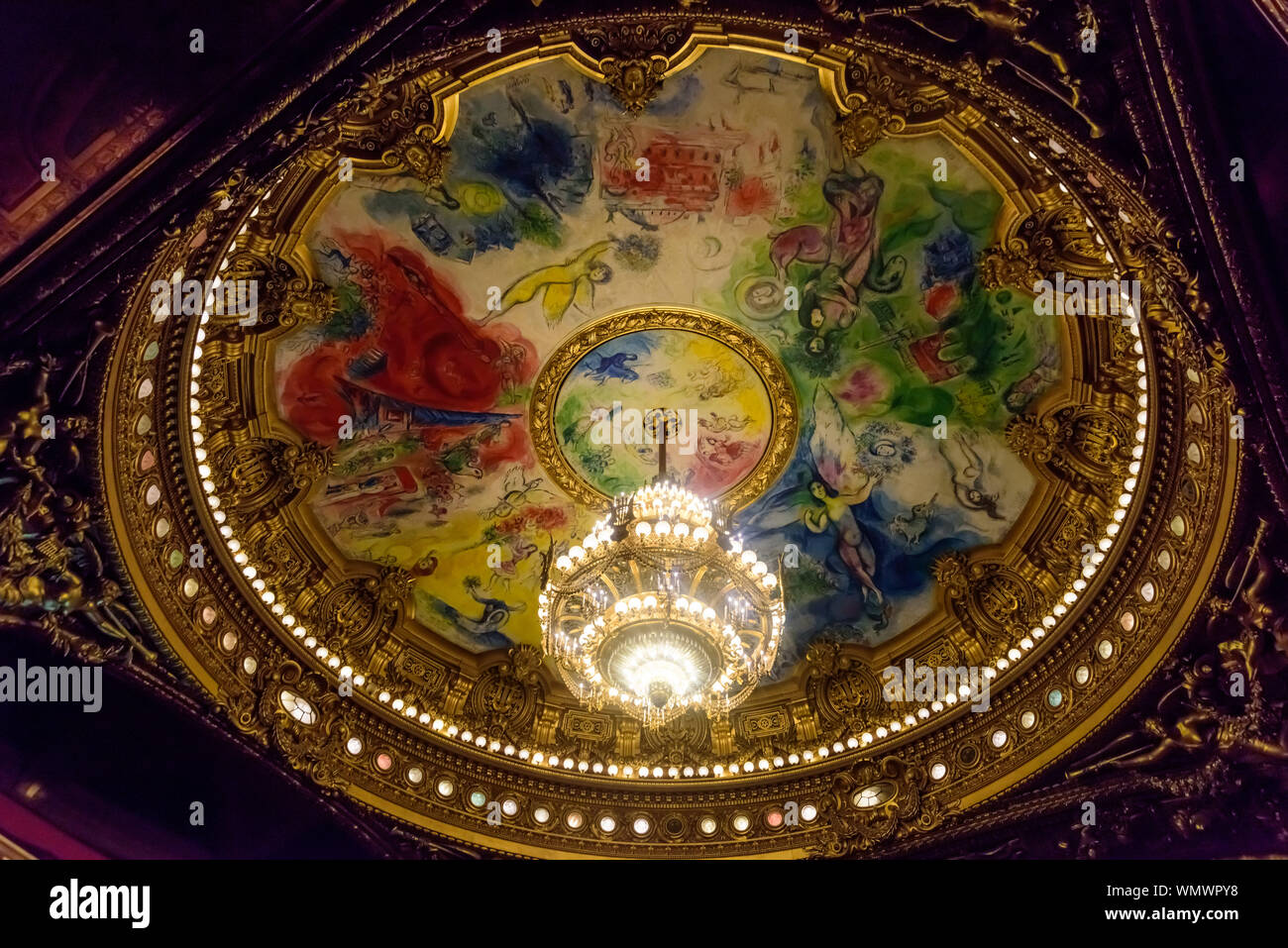 Die Opéra Garnier, auch Palais Garnier genannt, ist eines der zwei Pariser Opernhäuser, die der staatlichen istituzione Opéra National de Paris unters Foto Stock