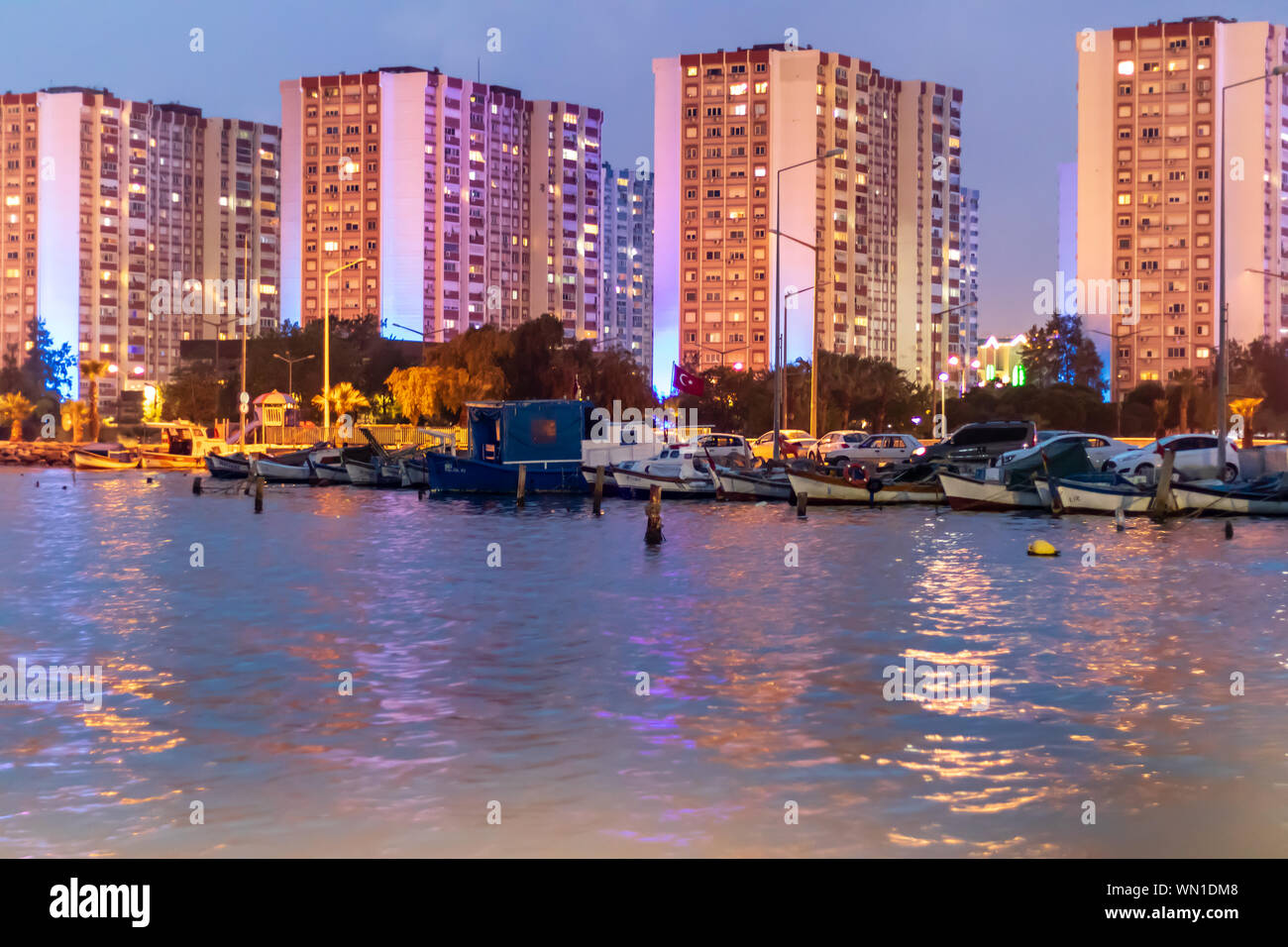 Un ampio paesaggio sparare da izmir city - colori luminosi dominato. foto ha preso a Izmir/Turchia. Foto Stock