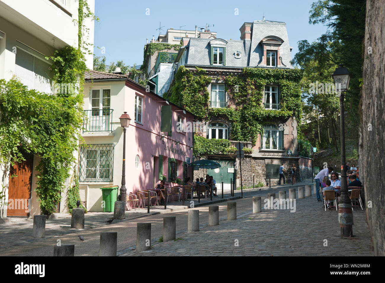 Parigi, Montmartre e Rue de l'Aubreuvoir, La Maison Rose Foto Stock