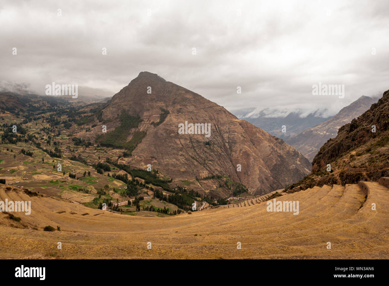 Paesaggi terrazzati della Valle Sacra Foto Stock