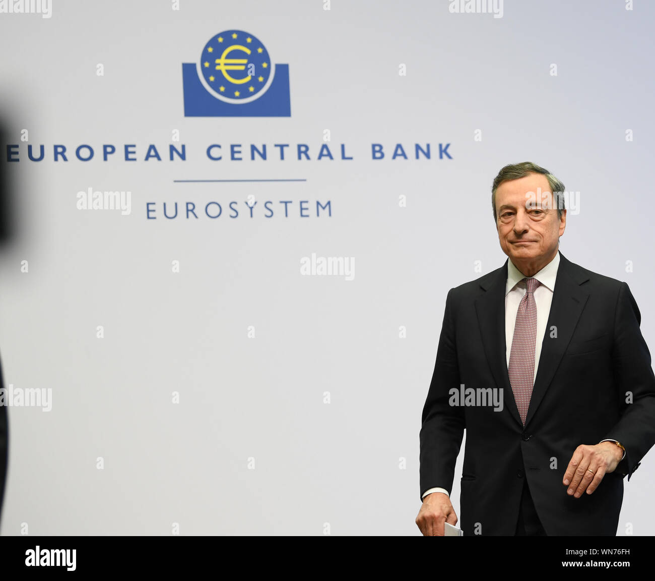 Il 25 luglio 2019, Assia, Frankfurt/Main: Presidente della BCE Mario Draghi. Foto: Arne Dedert/dpa Foto Stock
