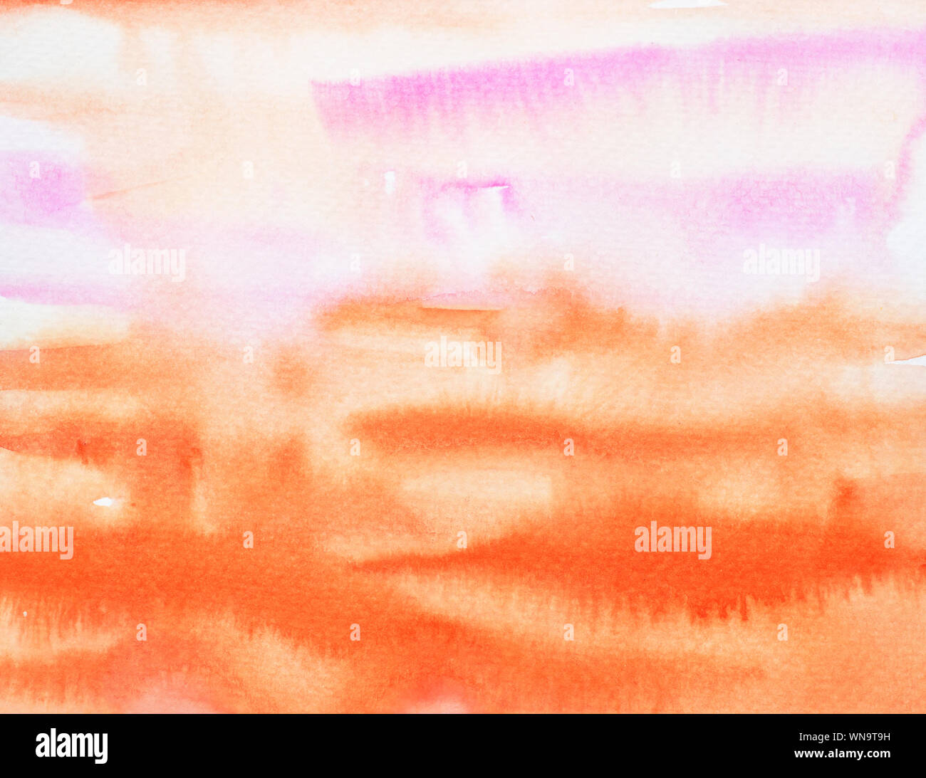Marrone con i colori rosso e rosa le macchie di colore del flusso sulla superficie bianca , illustrazione astratta e sfondo luminoso da acquerello disegnare a mano su un foglio di carta Foto Stock