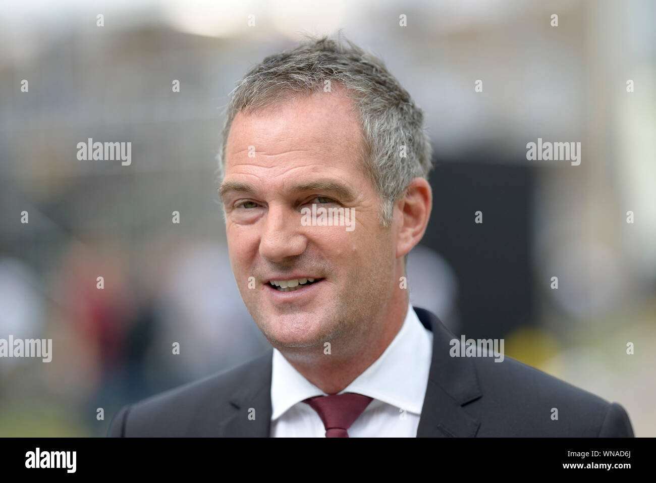 Peter Kyle MP (Manodopera: Hove) su College Green, Westminster, prima di una storica Brexit votazione sul primo giorno del rientro dopo la pausa estiva, 3° settembre 2019 Foto Stock