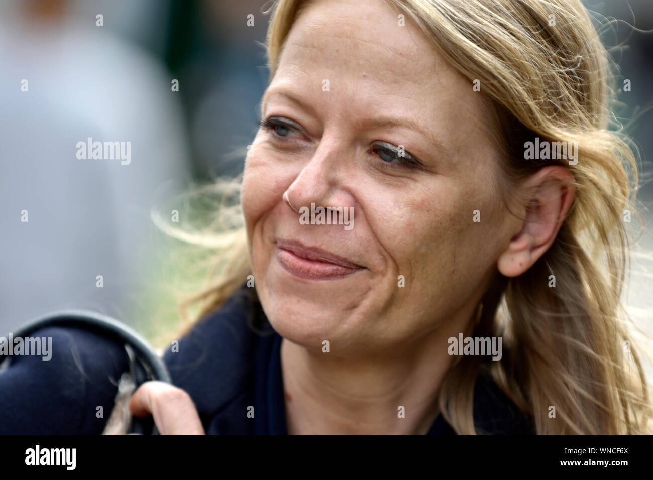 Sian Berry - co-leader del Partito Verde - su College Green, Westminster, London il 5° settembre 2019 Foto Stock