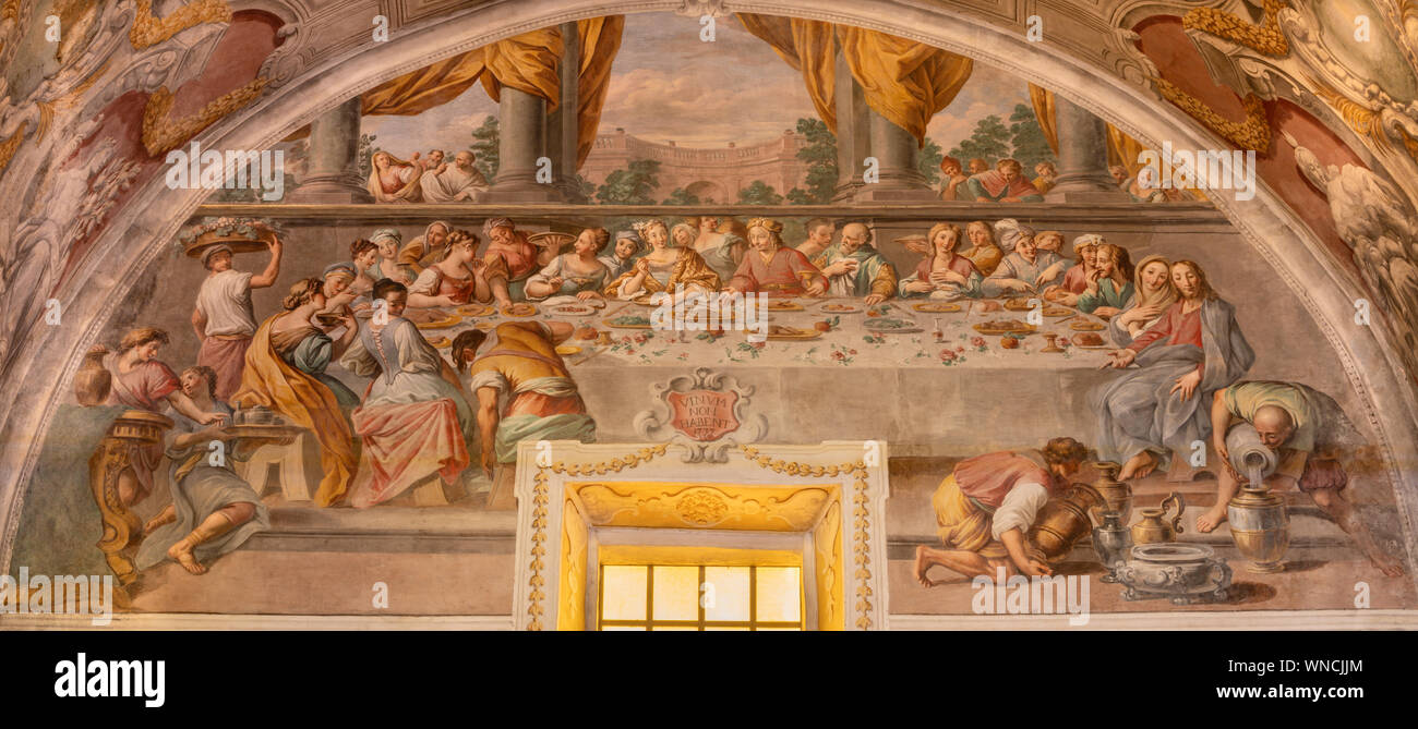 ACIREALE, Italia - 11 Aprile 2018: l'affresco del miracolo delle nozze di Cana nel Duomo di Pietro Paolo Vasta (1735-1739). Foto Stock