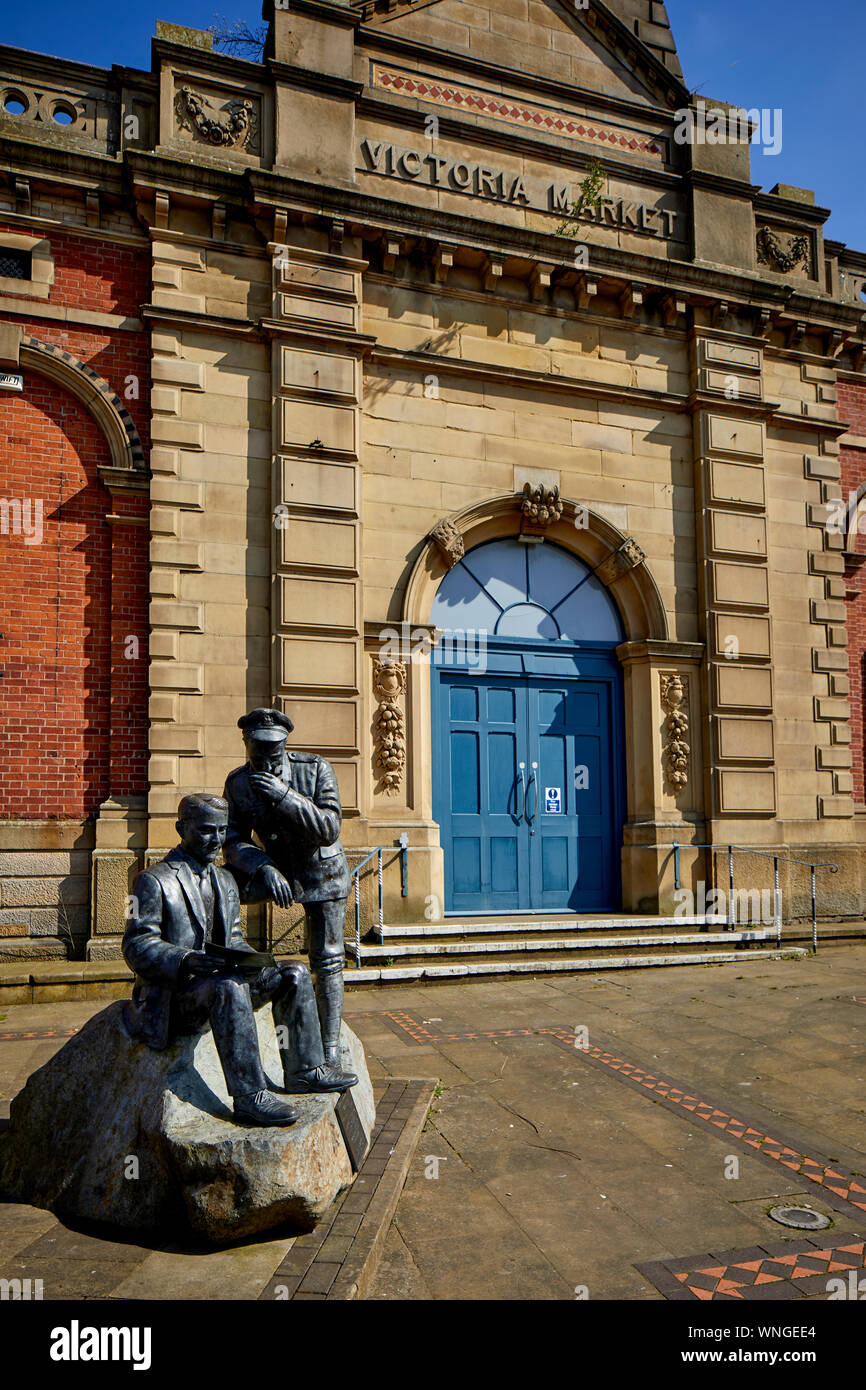 Tameside Jack statua Giudice eterno Pendry Square Stalybridge commemorativo si tratta di un lungo cammino per Tipperary Foto Stock