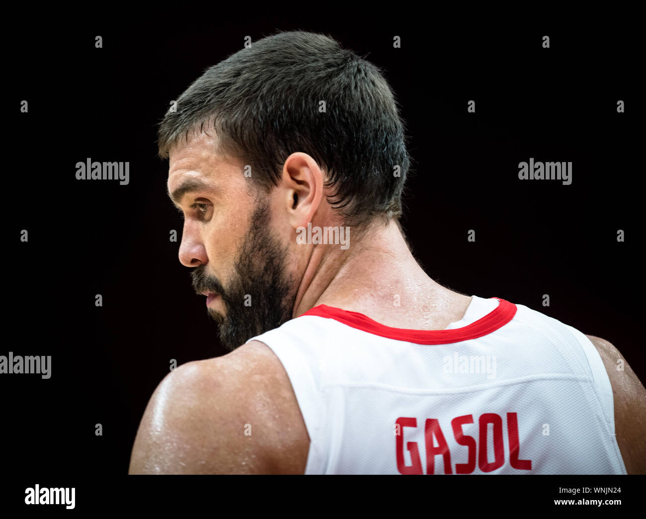 Wuhan, la Cina della provincia di Hubei. 6 Sep, 2019. Marc Gasol della Spagna reagisce durante il gruppo J match tra Spagna e Italia a 2019 FIBA World Cup a Wuhan, capitale della Cina centrale della provincia di Hubei, Sett. 6, 2019. Credito: Xiao Yijiu/Xinhua/Alamy Live News Foto Stock