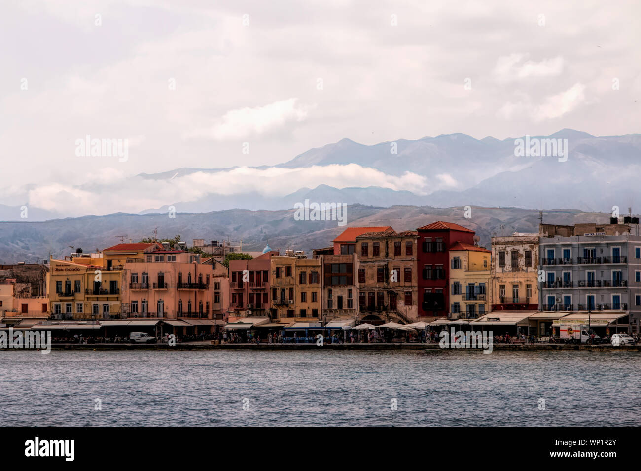 Il bellissimo lungomare di Creta, Grecia Foto Stock